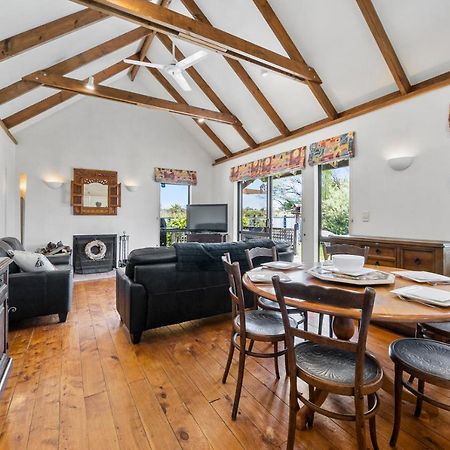 Waimea Cottage - Waikanae Holiday Home Exterior photo