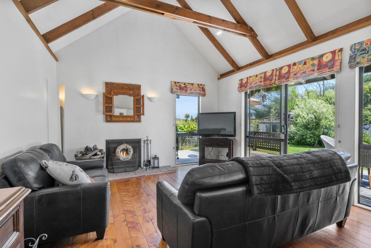Waimea Cottage - Waikanae Holiday Home Exterior photo